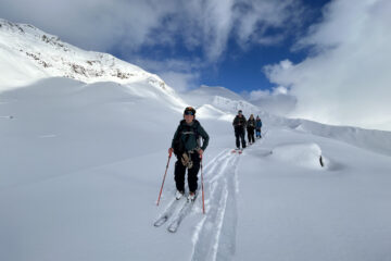 Beginner Nomads Backcountry Skiing Whistle